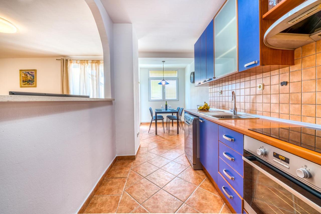 Apartment Oceania *